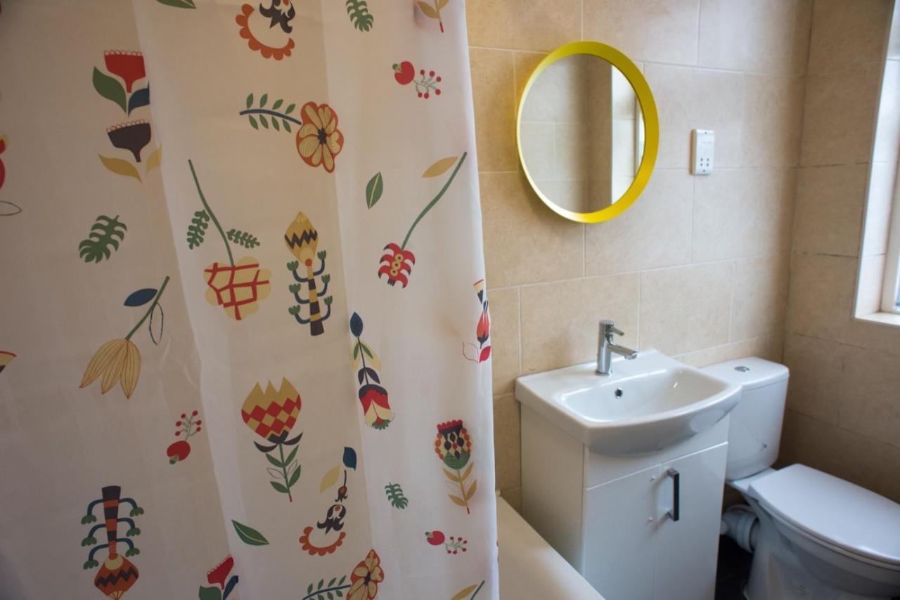 Tooting Bec Rooms By Dc London Rooms Eksteriør bilde